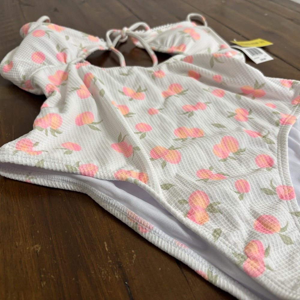 Forever 21 Peach Print One Piece Swimsuit Medium White Center Tie Cutout NWT